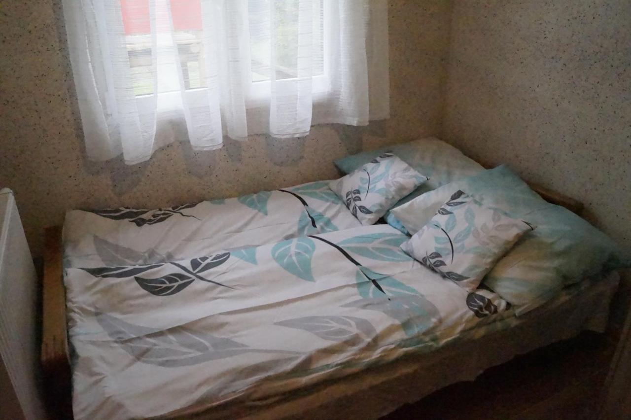 Domki U Piotrusia Zarnowska ภายนอก รูปภาพ